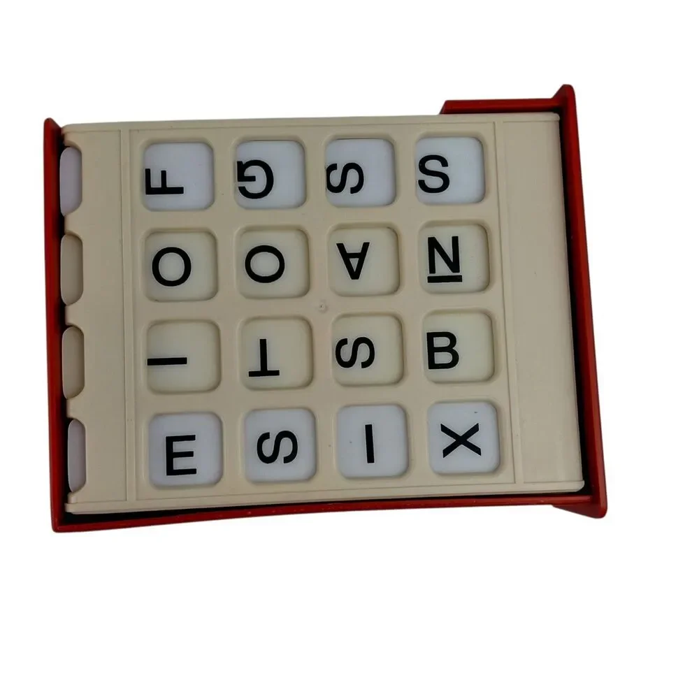Vintage Parker Brothers Pocket Boggle Travel Game 1980